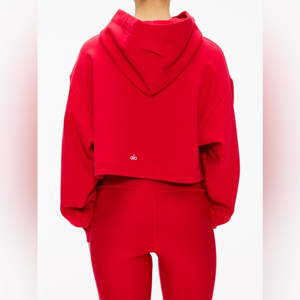 NWT Alo Yoga Bae Hoodie‎ In Bold Red LIMITED EDITION RARE Size Large - Picture 2 of 7